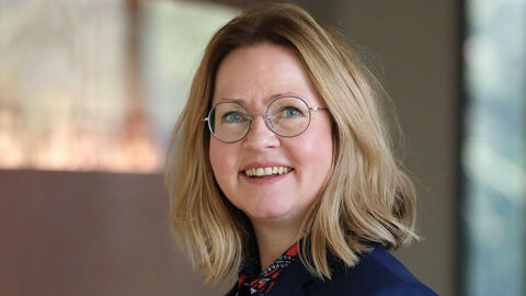 Polizeivizepräsidentin Katrin Thaler im Seitenprofil, Portraitbild