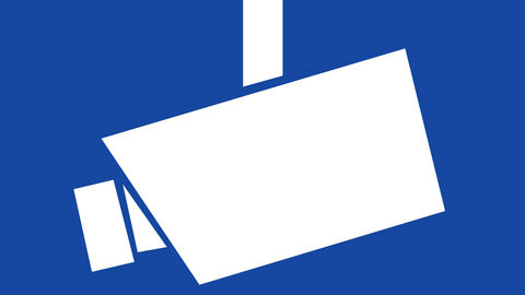 weiße Videokamera auf blauem Grund 