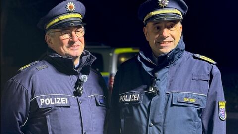 Herr Polizeipräsident Süs und Herr Polizeipräsident Gutzeit an der Kontrollstelle